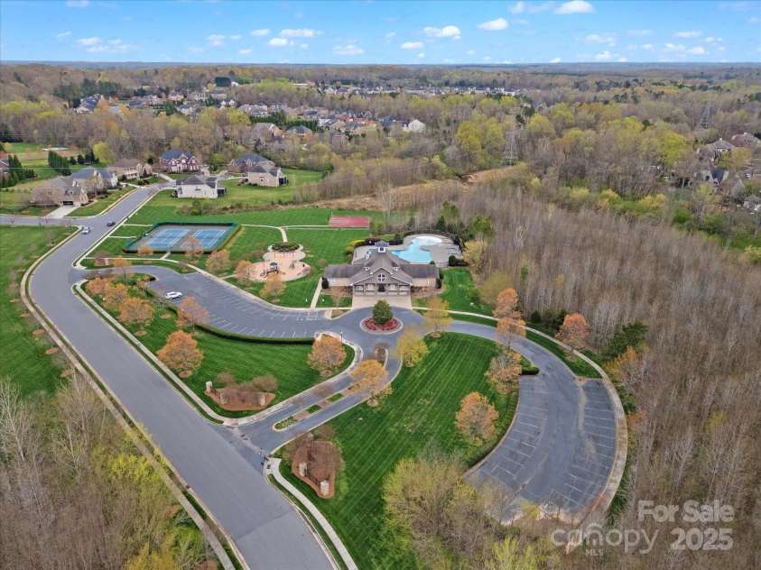 805 Five Leaf Lane, Waxhaw, NC 28173.  MLS# CAR4236004, YatesRealty ID 3241. 