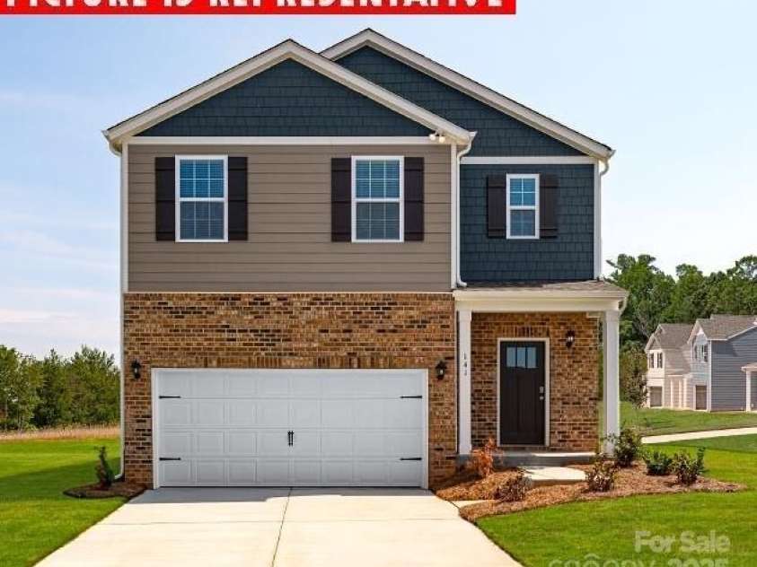 13109 Bristlehead Way, Charlotte, NC 28215.  MLS# CAR4284983, YatesRealty ID 32412. 