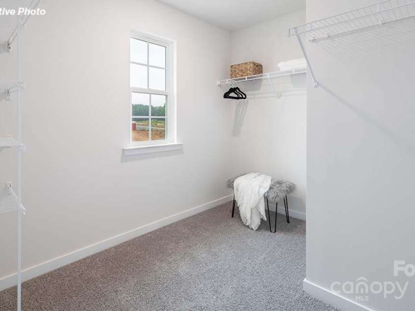 13109 Bristlehead Way, Charlotte, NC 28215.  MLS# CAR4284983, YatesRealty ID 32412. 