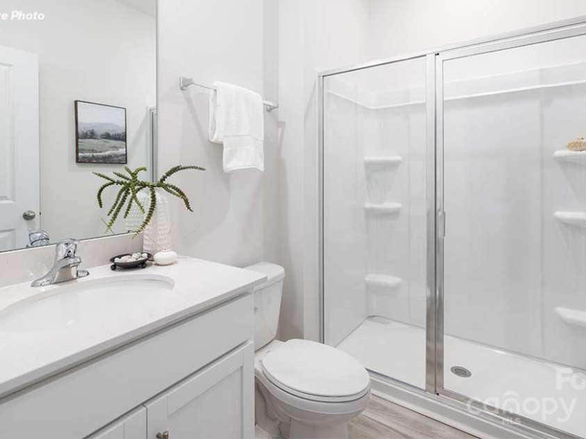 13109 Bristlehead Way, Charlotte, NC 28215.  MLS# CAR4284983, YatesRealty ID 32412. 
