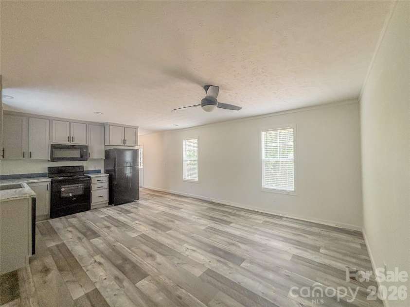2401 Liberty Church Road, Hickory, NC 28601.  MLS# CAR4395624, YatesRealty ID 32412. 