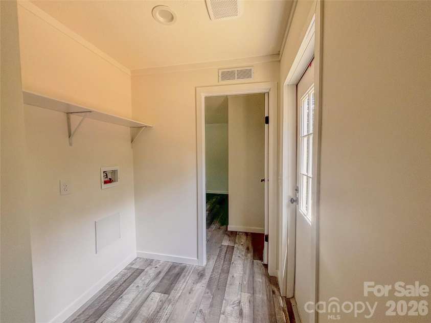 2401 Liberty Church Road, Hickory, NC 28601.  MLS# CAR4395624, YatesRealty ID 32412. 