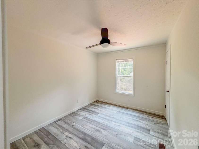 2401 Liberty Church Road, Hickory, NC 28601.  MLS# CAR4395624, YatesRealty ID 32412. 