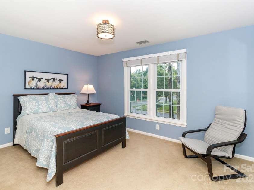 302 Bramwell Place, Matthews, NC 28105.  MLS# CAR4291565, YatesRealty ID 32413. 
