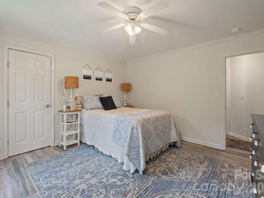 1133 Finger Bridge Road, Hickory, NC 28602.  MLS# CAR4393755, YatesRealty ID 32414. Primary bedroom