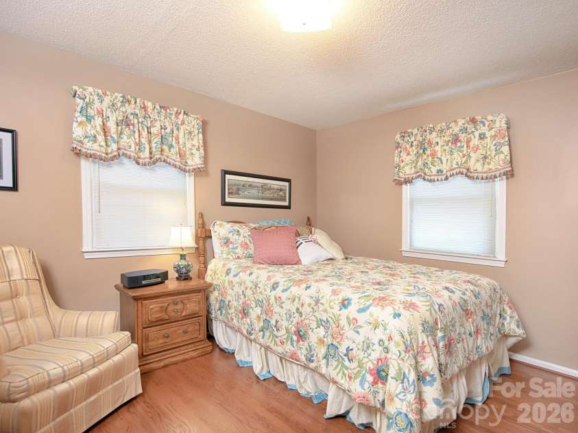 1005 Forest Park Drive, Statesville, NC 28677.  MLS# CAR4374714, YatesRealty ID 32415. Primary Bedroom