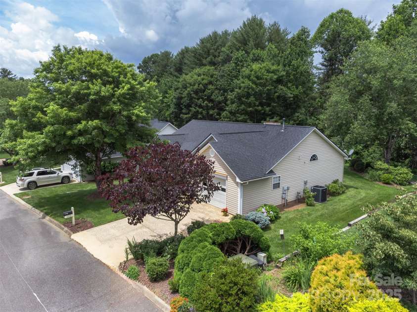 330 Stonehollow Road, Fletcher, NC 28732.  MLS# CAR4271829, YatesRealty ID 32415. 