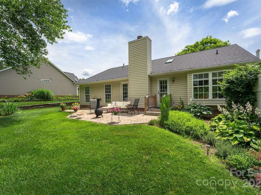 330 Stonehollow Road, Fletcher, NC 28732.  MLS# CAR4271829, YatesRealty ID 32415. Your own little backyard oasis to enjoy