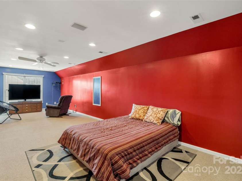 1993 Foxwood Court, Indian Land, SC 29707.  MLS# CAR4280194, YatesRealty ID 32417. Imagine the possibilities!