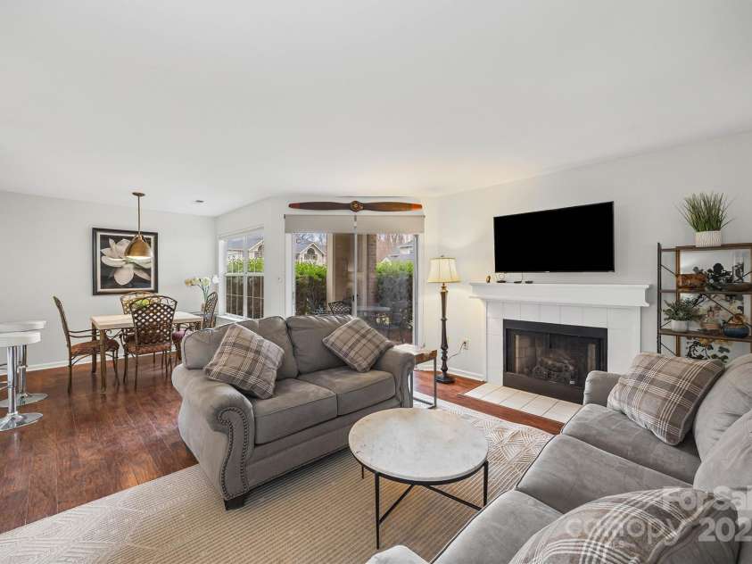 5003 Sharon Road, Charlotte, NC 28210.  MLS# CAR4300566, YatesRealty ID 32418. 