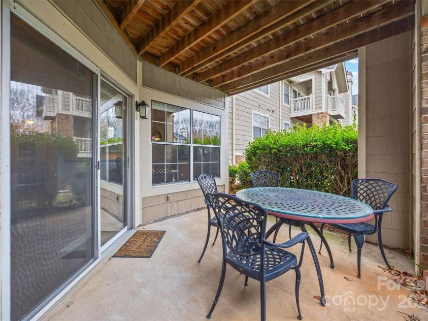 5003 Sharon Road, Charlotte, NC 28210.  MLS# CAR4300566, YatesRealty ID 32418. 