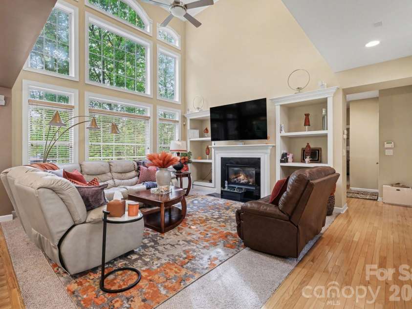 2516 River Oaks Drive, Waxhaw, NC 28173.  MLS# CAR4370058, YatesRealty ID 32419. 