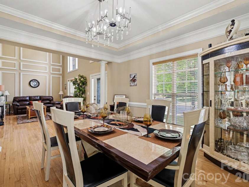 2516 River Oaks Drive, Waxhaw, NC 28173.  MLS# CAR4370058, YatesRealty ID 32419. 