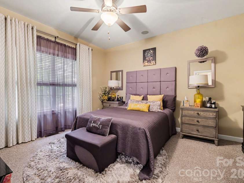 2516 River Oaks Drive, Waxhaw, NC 28173.  MLS# CAR4370058, YatesRealty ID 32419. 
