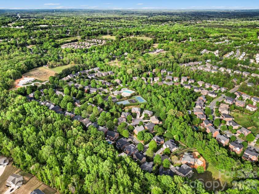 2516 River Oaks Drive, Waxhaw, NC 28173.  MLS# CAR4370058, YatesRealty ID 32419. 