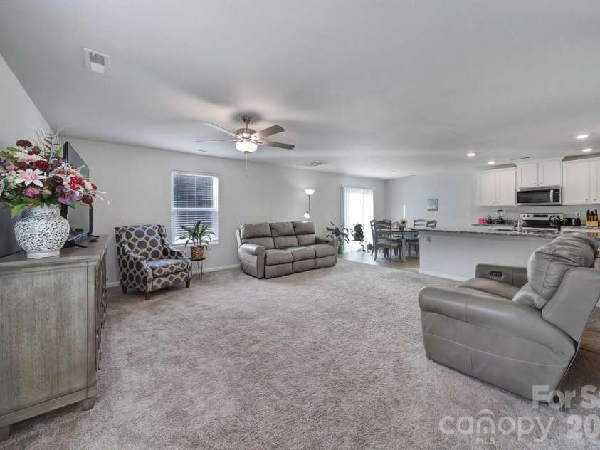 654 Lancelot Drive, Richburg, SC 29729.  MLS# CAR4342568, YatesRealty ID 3242. 