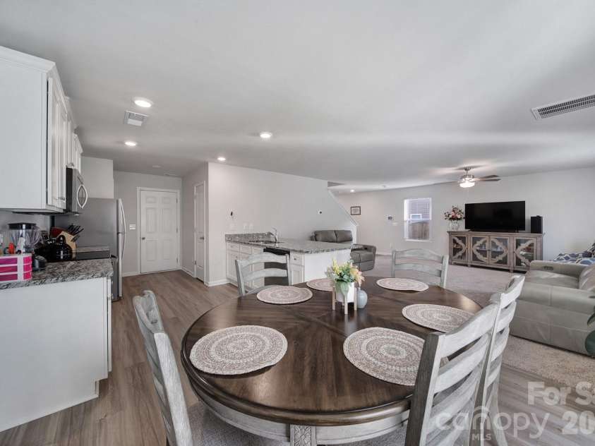 654 Lancelot Drive, Richburg, SC 29729.  MLS# CAR4342568, YatesRealty ID 3242. 