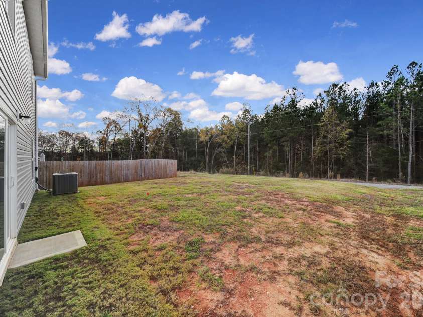 654 Lancelot Drive, Richburg, SC 29729.  MLS# CAR4342568, YatesRealty ID 3242. 