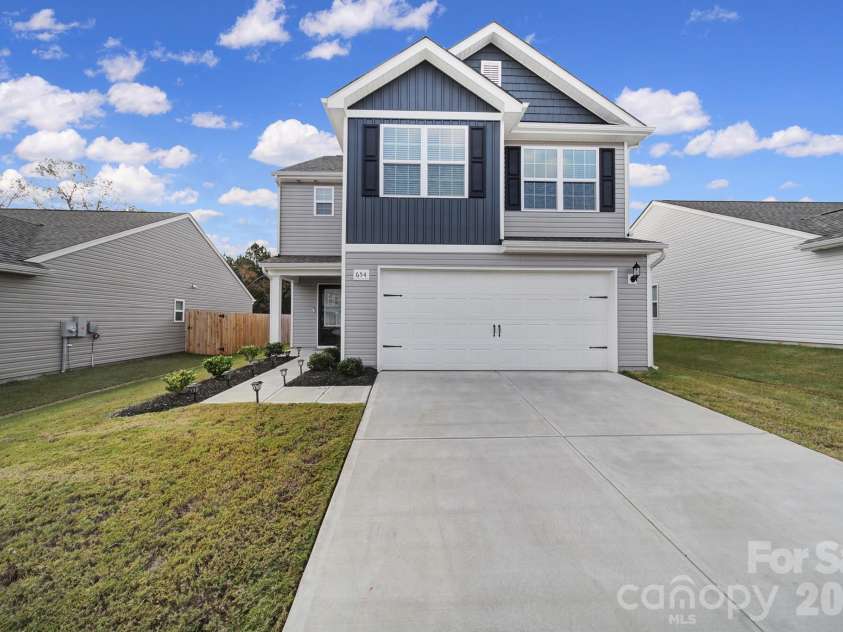 654 Lancelot Drive, Richburg, SC 29729.  MLS# CAR4342568, YatesRealty ID 3242. 