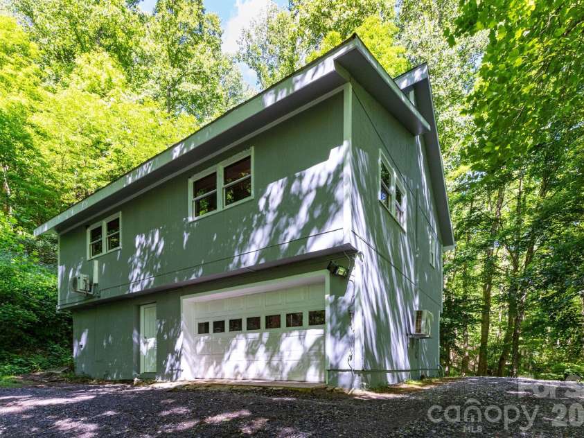 109 Narrow Way Road, Burnsville, NC 28714.  MLS# CAR4390182, YatesRealty ID 32420. Back of Home