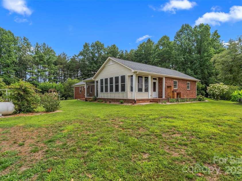 2423 Warrior Fork Trail, Morganton, NC 28655.  MLS# CAR4285223, YatesRealty ID 32420. 