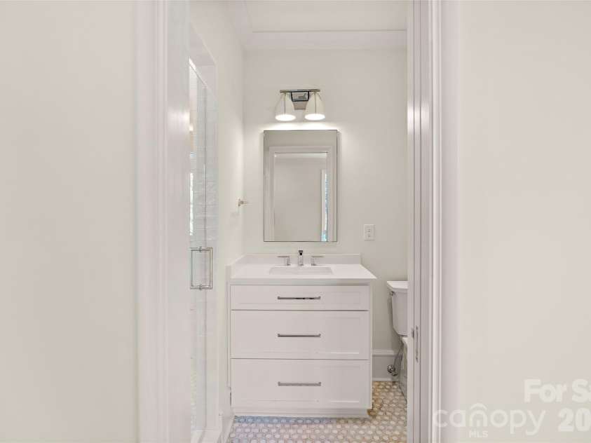 1932 8th Street, Charlotte, NC 28204.  MLS# CAR4388746, YatesRealty ID 32421. Full Bath 2