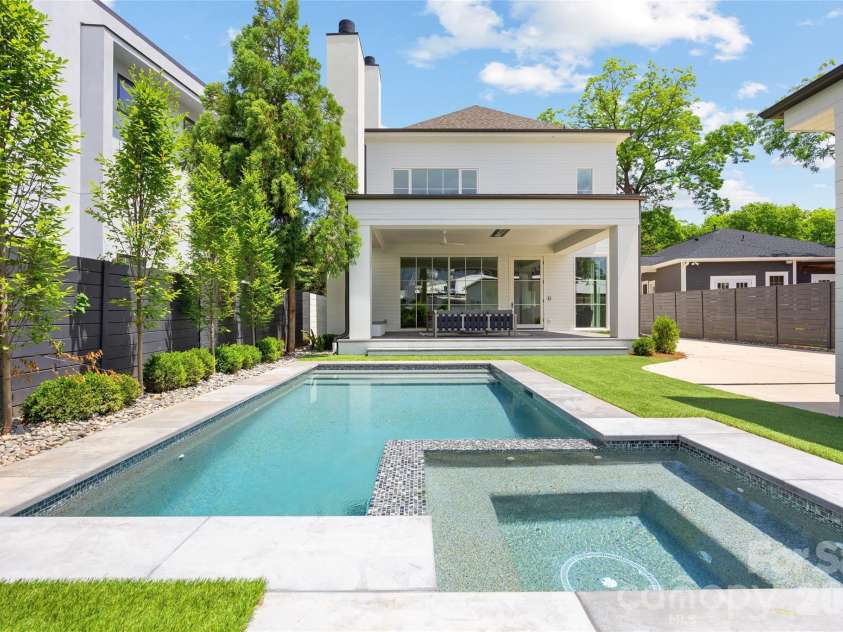 1932 8th Street, Charlotte, NC 28204.  MLS# CAR4388746, YatesRealty ID 32421. Pool/Spa