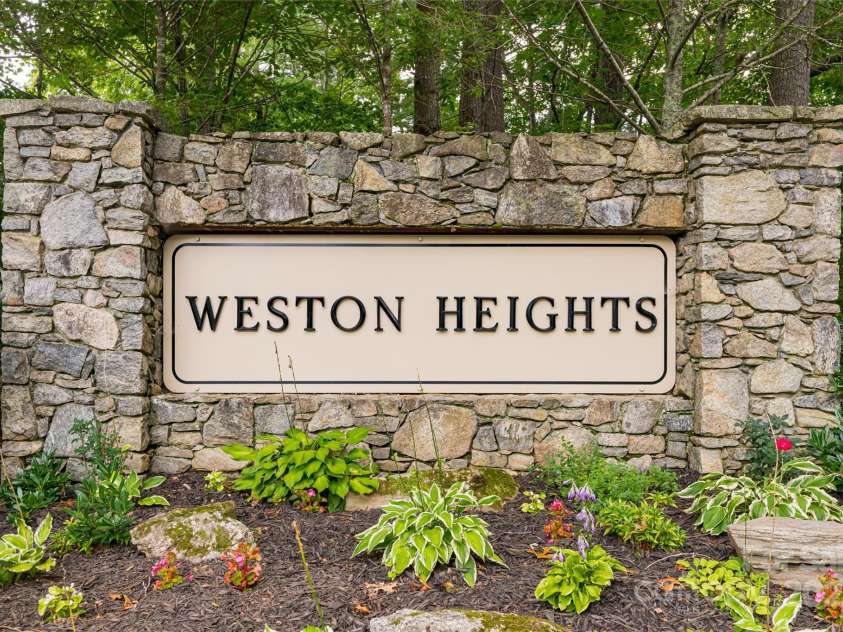 25 Weston Heights Drive, Asheville, NC 28803.  MLS# CAR4285922, YatesRealty ID 32421. Much desired neighborhood