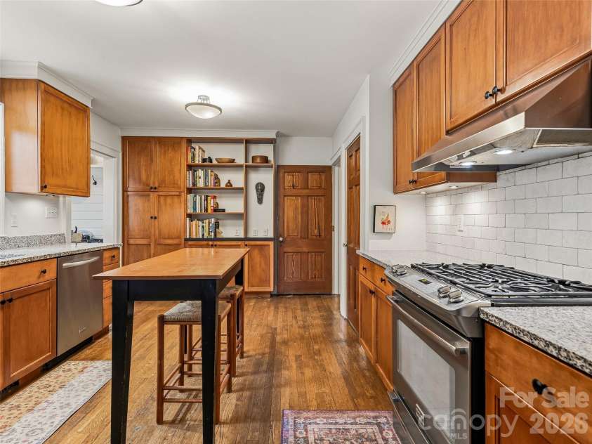153 Franklin Street, Brevard, NC 28712.  MLS# CAR4390873, YatesRealty ID 32422. 