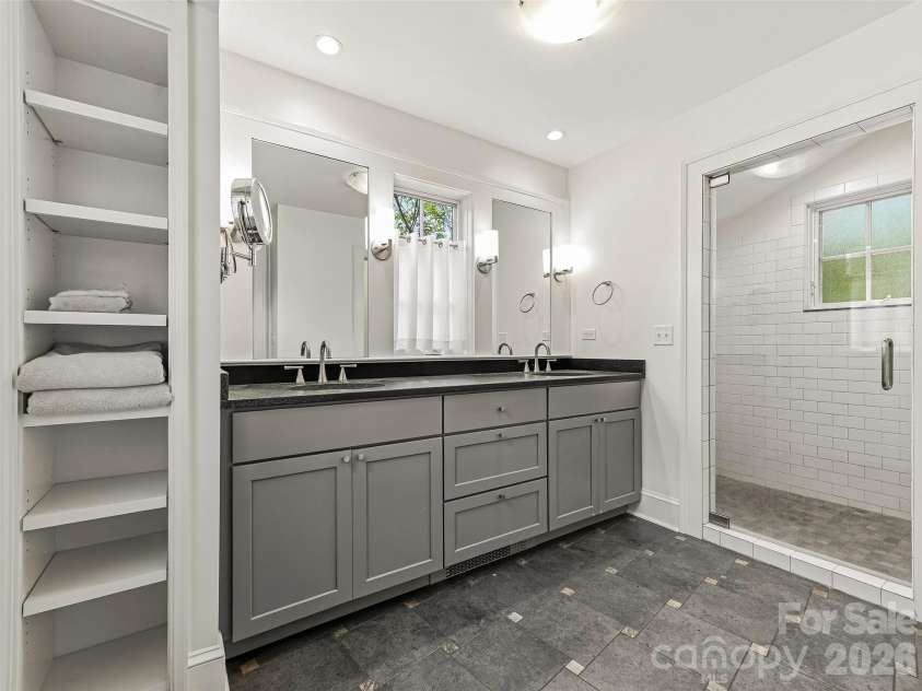 153 Franklin Street, Brevard, NC 28712.  MLS# CAR4390873, YatesRealty ID 32422. 