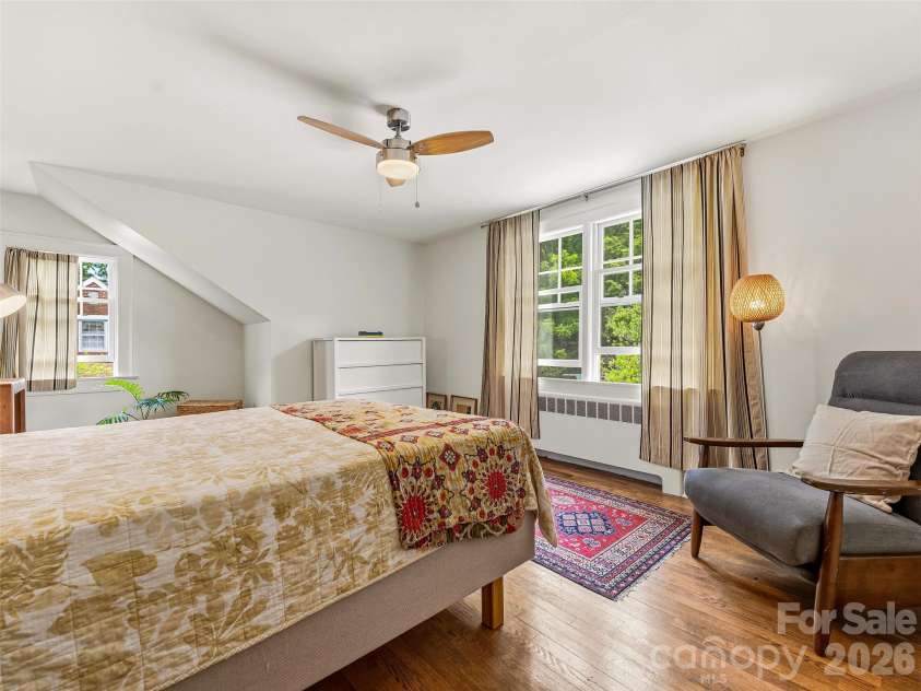 153 Franklin Street, Brevard, NC 28712.  MLS# CAR4390873, YatesRealty ID 32422. 