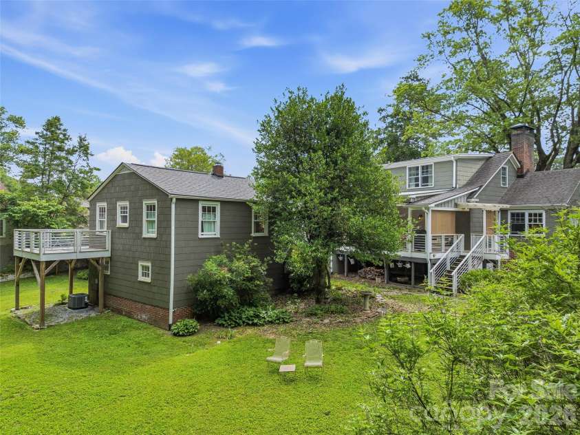 153 Franklin Street, Brevard, NC 28712.  MLS# CAR4390873, YatesRealty ID 32422. 