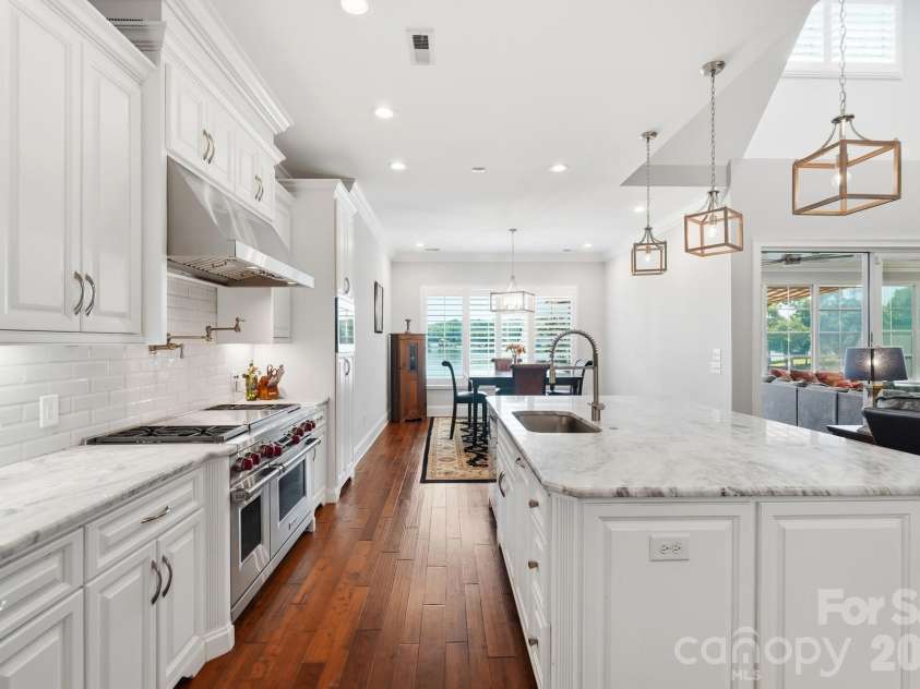 5426 Baker Lane, Lake Wylie, SC 29710.  MLS# CAR4394632, YatesRealty ID 32423. 