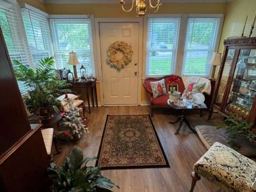 606 Pine Lane, Wadesboro, NC 28170.  MLS# CAR4396579, YatesRealty ID 32424. Foyer
