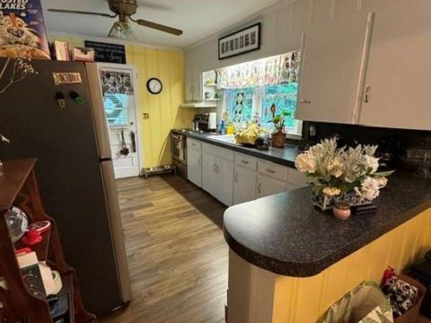 606 Pine Lane, Wadesboro, NC 28170.  MLS# CAR4396579, YatesRealty ID 32424. Kitchen