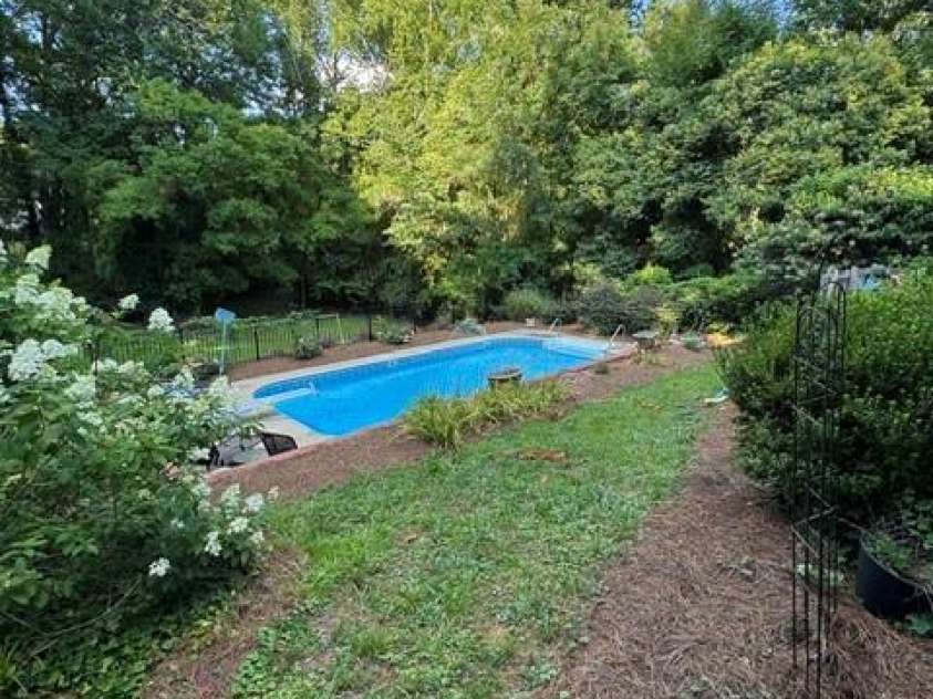606 Pine Lane, Wadesboro, NC 28170.  MLS# CAR4396579, YatesRealty ID 32424. Pool