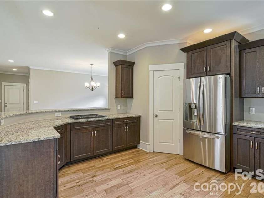 10136 Fairlea Drive, Charlotte, NC 28269.  MLS# CAR4396376, YatesRealty ID 32425. 