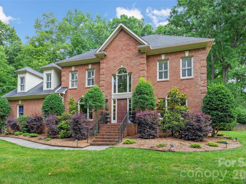 4709 Coburn Court, Charlotte, NC 28277.  MLS# CAR4388475, YatesRealty ID 32426. 