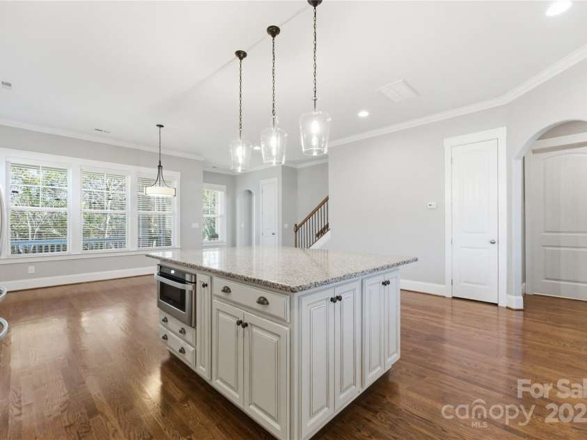 743 Bluff Loop Road, Rock Hill, SC 29730.  MLS# CAR4290643, YatesRealty ID 32426. Open Kitchen