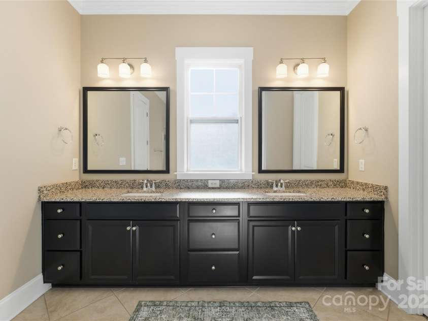 743 Bluff Loop Road, Rock Hill, SC 29730.  MLS# CAR4290643, YatesRealty ID 32426. Primary Bathroom