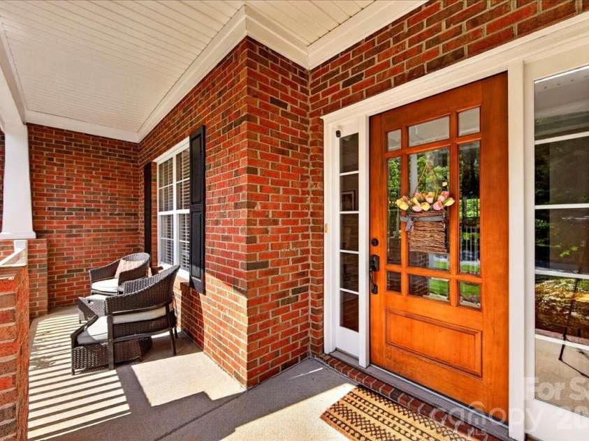 12023 Overlook Mountain Drive, Charlotte, NC 28216.  MLS# CAR4388070, YatesRealty ID 32428. 