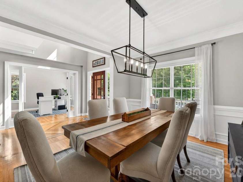 12023 Overlook Mountain Drive, Charlotte, NC 28216.  MLS# CAR4388070, YatesRealty ID 32428. 