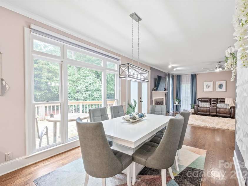 8600 Brownes Pond Lane, Charlotte, NC 28277.  MLS# CAR4284781, YatesRealty ID 32428. 