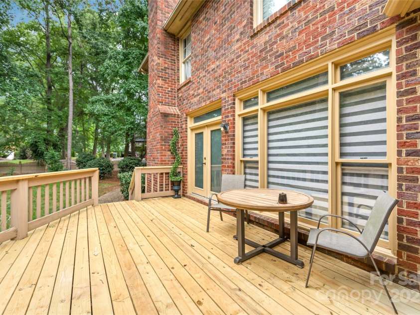 8600 Brownes Pond Lane, Charlotte, NC 28277.  MLS# CAR4284781, YatesRealty ID 32428. 