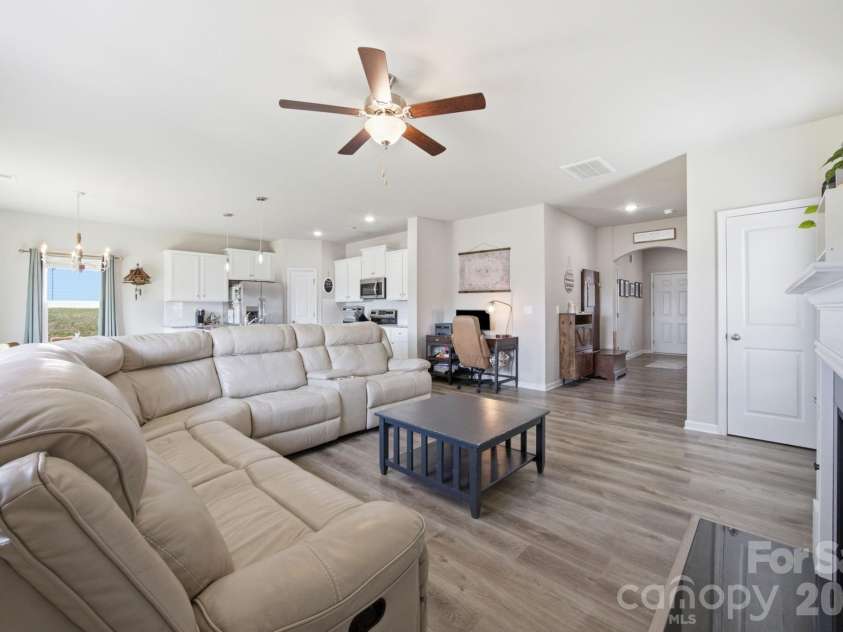 233 Lake George Drive, Shelby, NC 28152.  MLS# CAR4393290, YatesRealty ID 32429. 