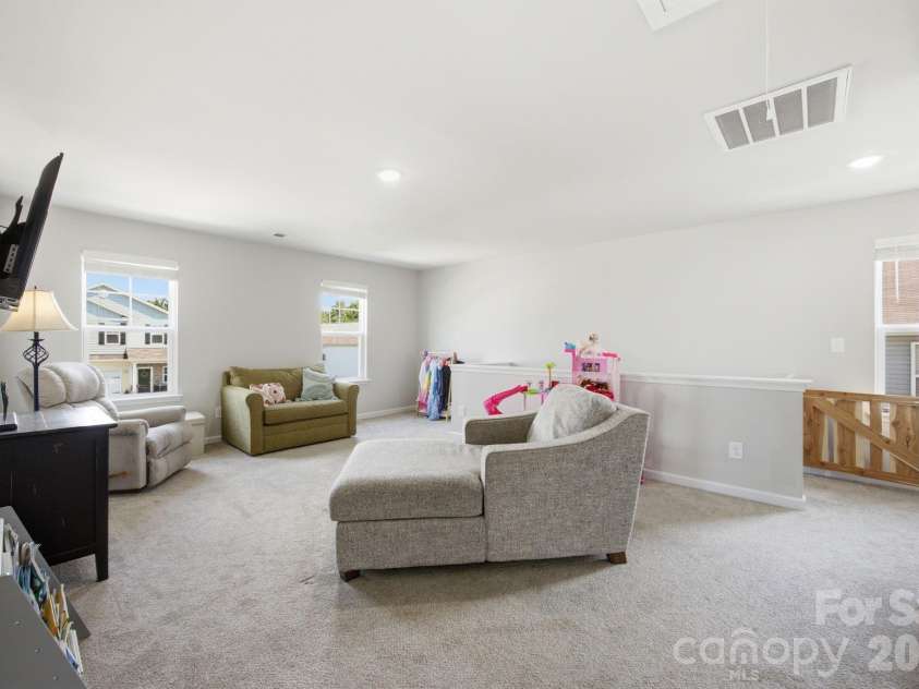 233 Lake George Drive, Shelby, NC 28152.  MLS# CAR4393290, YatesRealty ID 32429. 