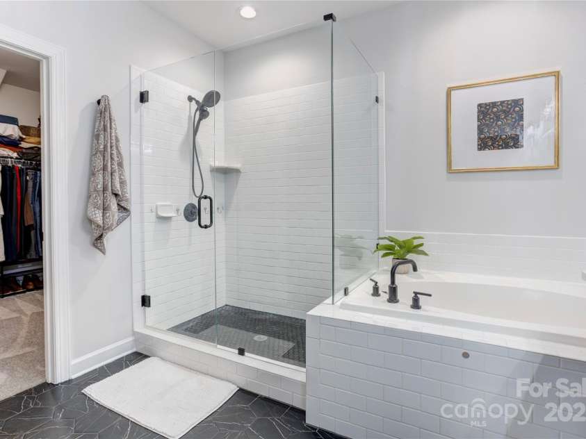 3826 Dahlia Drive, Harrisburg, NC 28075.  MLS# CAR4292073, YatesRealty ID 32429. Large tub and shower