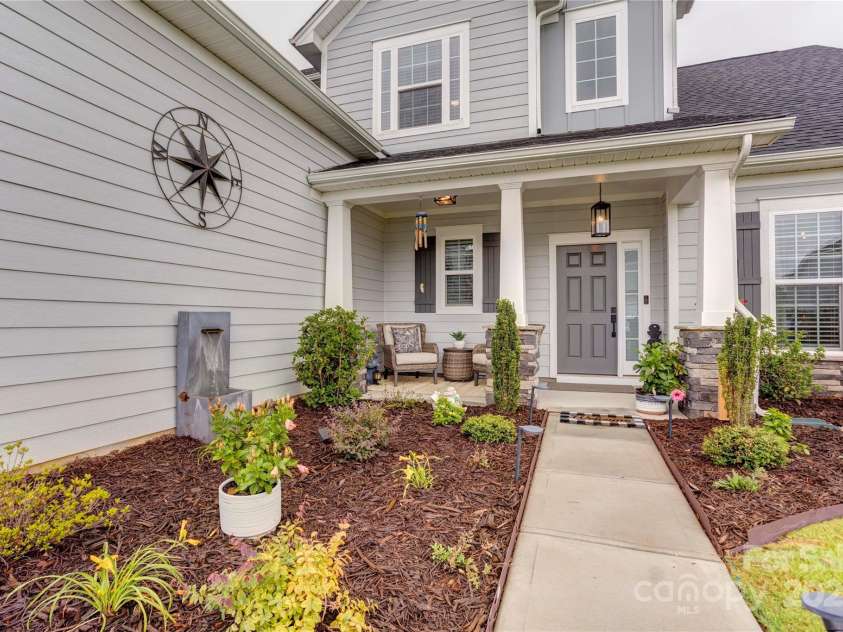 3826 Dahlia Drive, Harrisburg, NC 28075.  MLS# CAR4292073, YatesRealty ID 32429. Mature landscaping