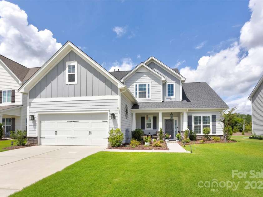 3826 Dahlia Drive, Harrisburg, NC 28075.  MLS# CAR4292073, YatesRealty ID 32429. Welcome Home!
