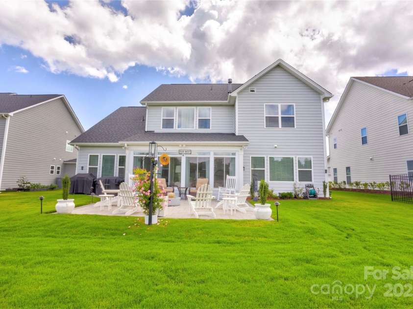 3826 Dahlia Drive, Harrisburg, NC 28075.  MLS# CAR4292073, YatesRealty ID 32429. Welcome Home